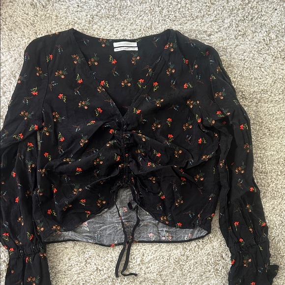 Urban Outfitters Black Floral Blouse - Picture 3 of 4